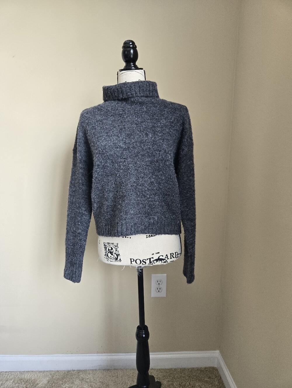 Pilcro Anthropologie Crop Sweater Womens XS Gray Turtlenwck Pullover